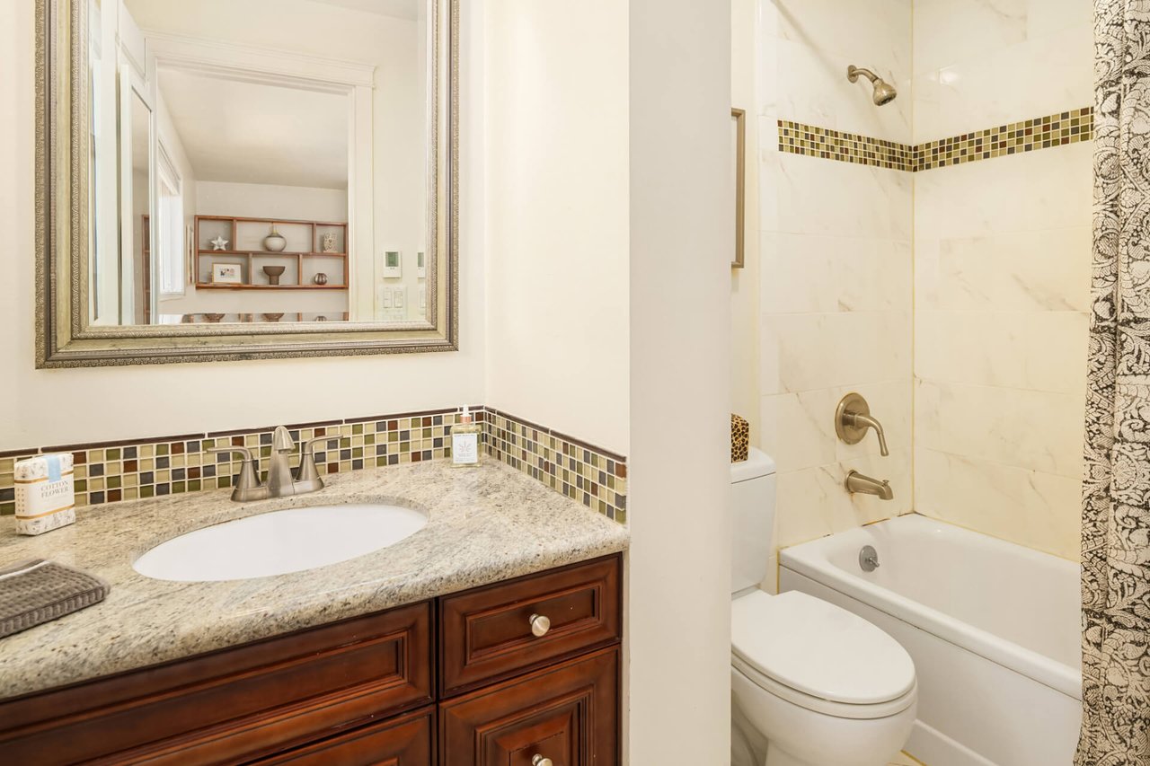 4111 SW Austin Street