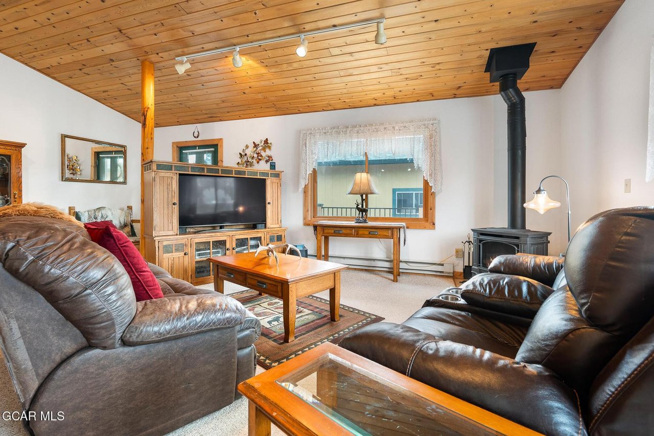 178 County Road 876