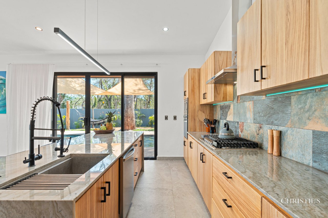 Villa Wahoo a Stunning Beachside Retreat 