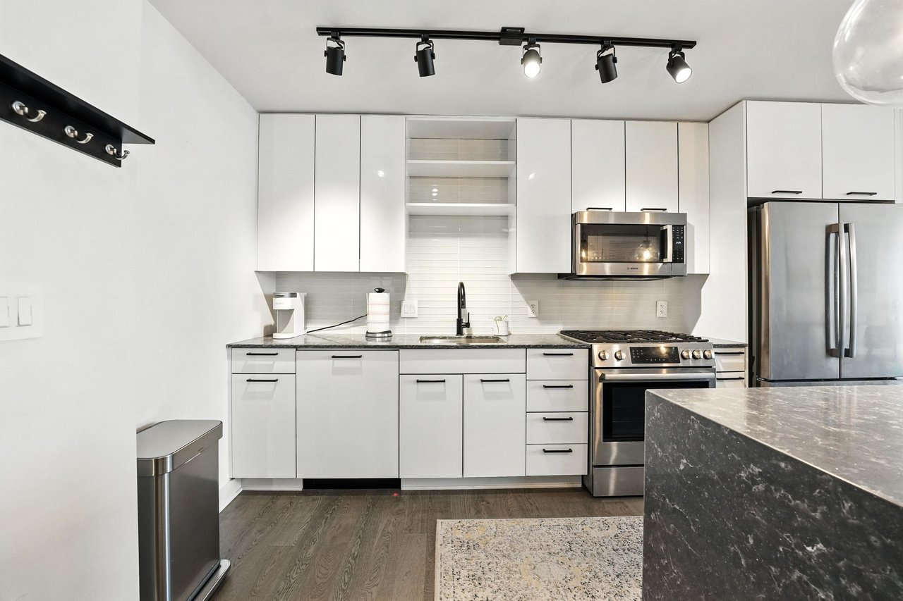 70 N St SE N913