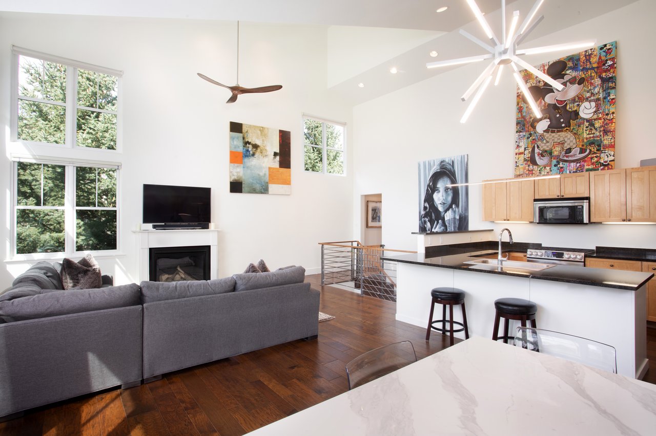 Bright & Stylish Willits Townhome with Modern Upgrades