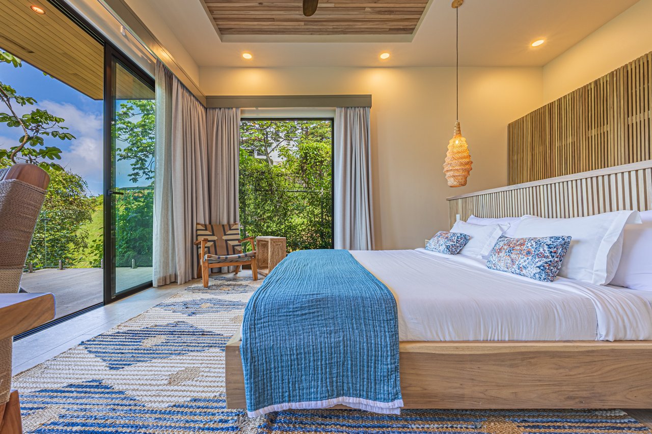 Luxury Estate in Escaleras - Incredible Ocean Views 5.5 Acres