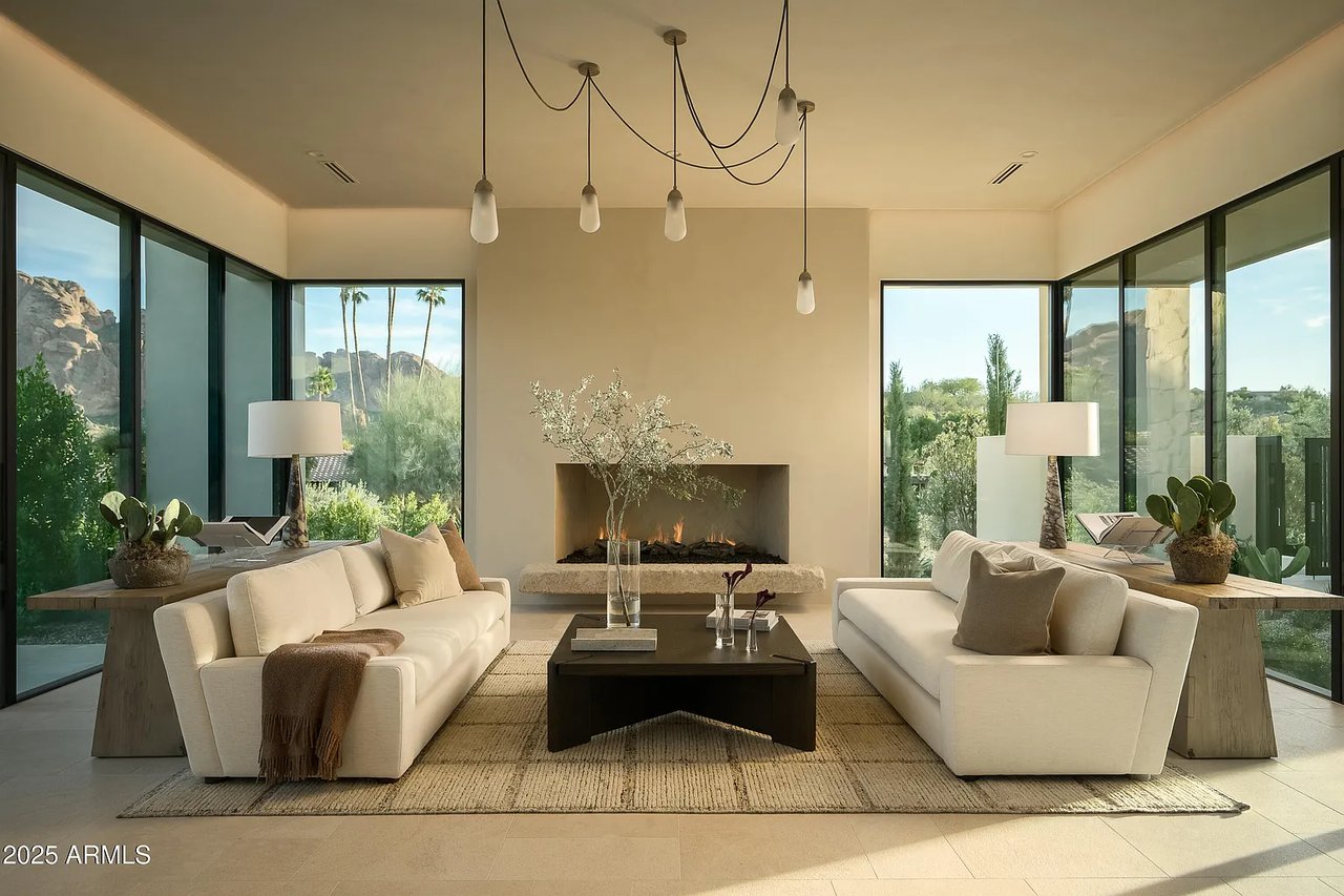 4510 E Maderos Del Cuenta Drive