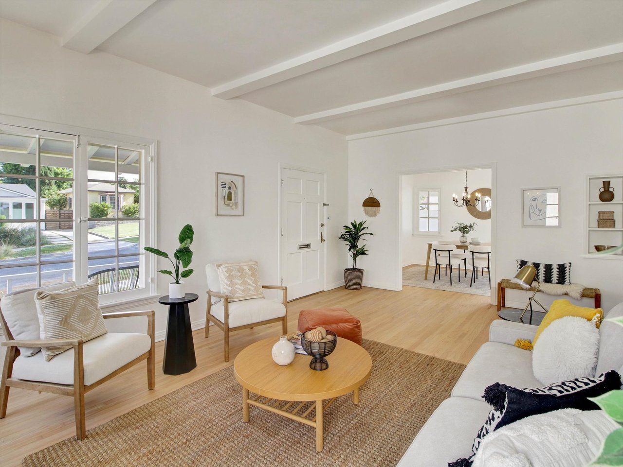 If you've felt like the LA housing market is sending mixed signals lately, you're not imagining it.