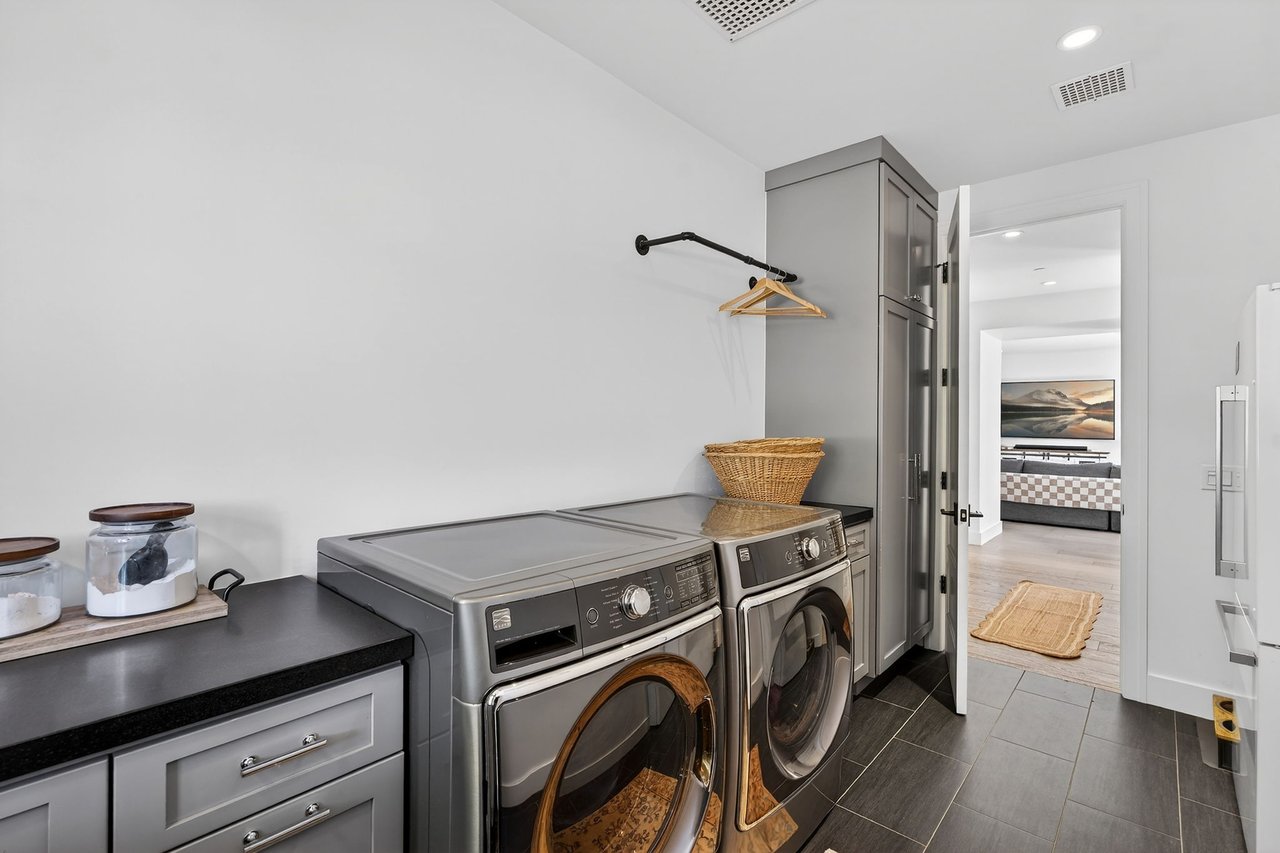 5217 E CALLE REDONDA