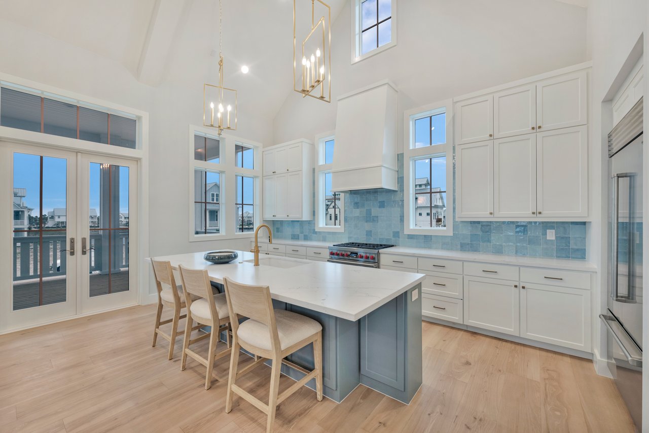 Barefoot Lane, 3476 Sq. Ft.