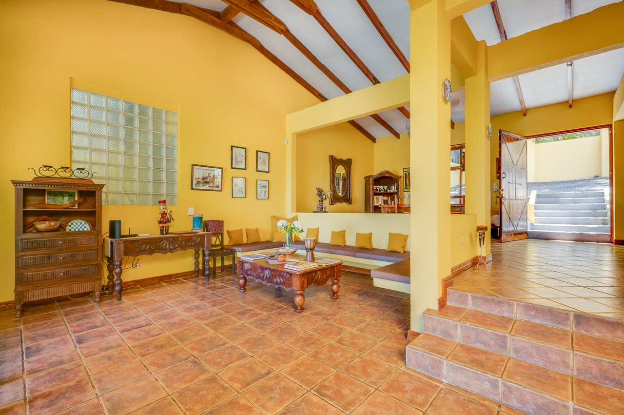 Casa Marazul | Ocean-View 5-Bedroom Home with Guest House & Infinity Pool near Playa Prieta