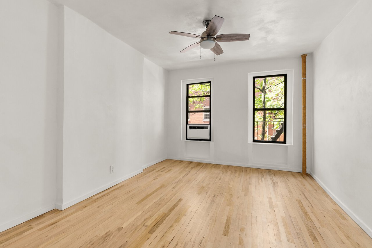212 East 88th Street Unit: 4C
