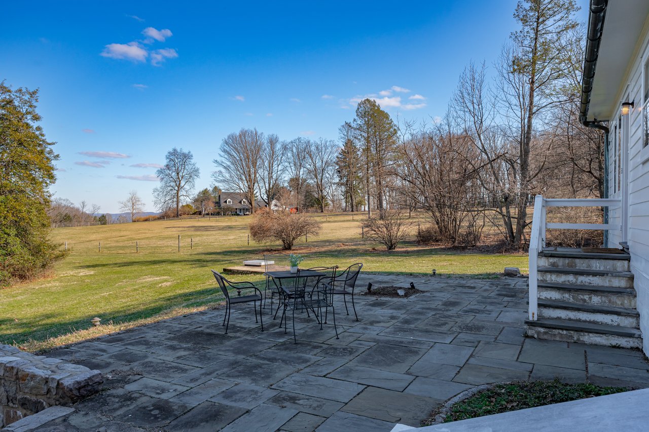 2016 Stonesthrow Road