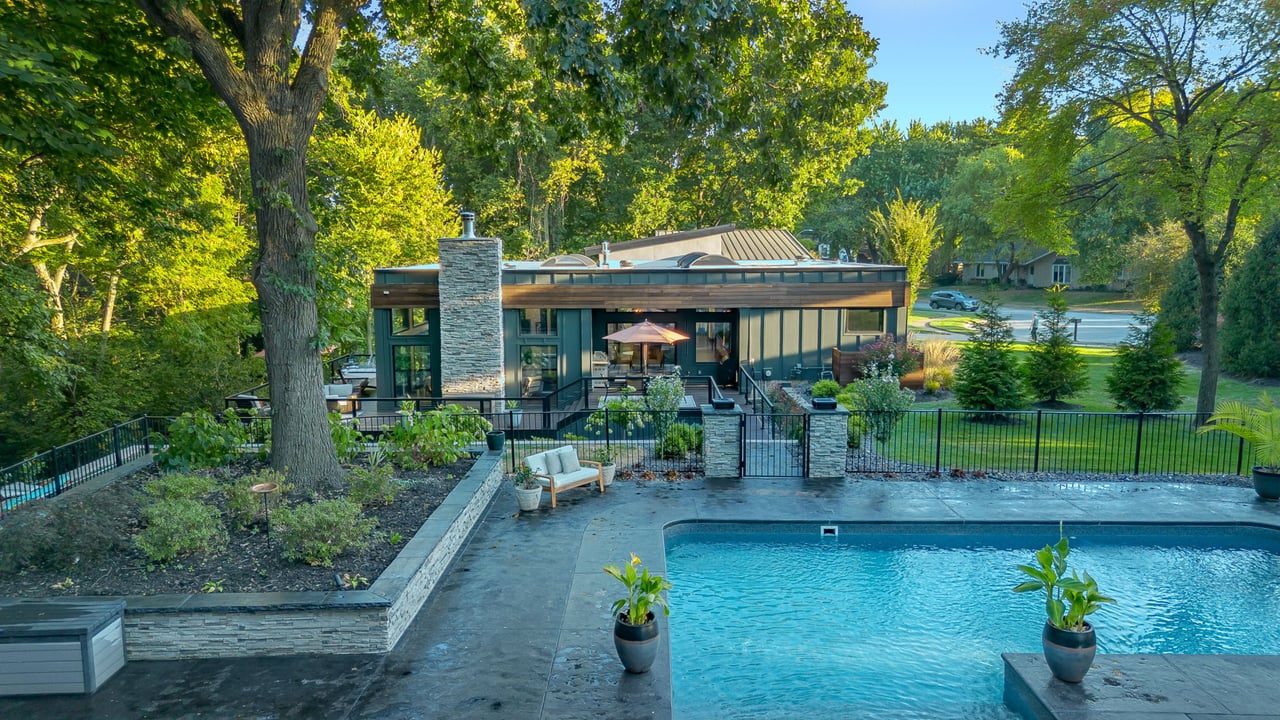 3732 Runnymede Drive