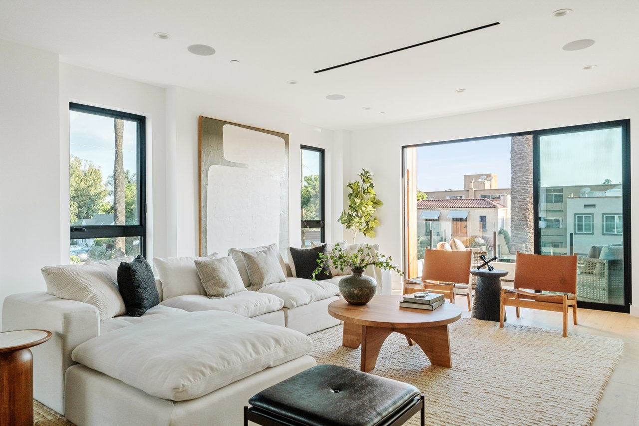 Ambrosia at Hillhurst