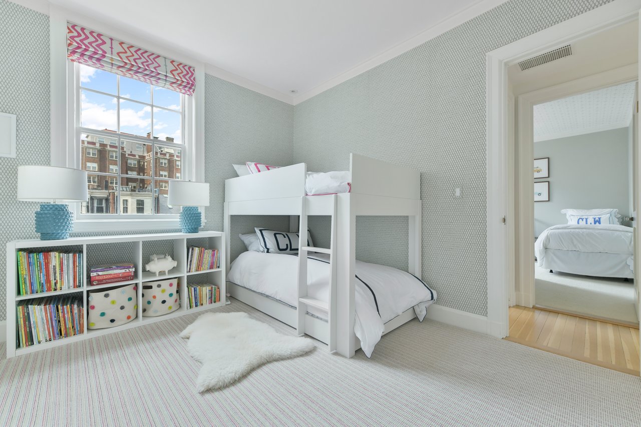 62 Beacon St, Unit 3