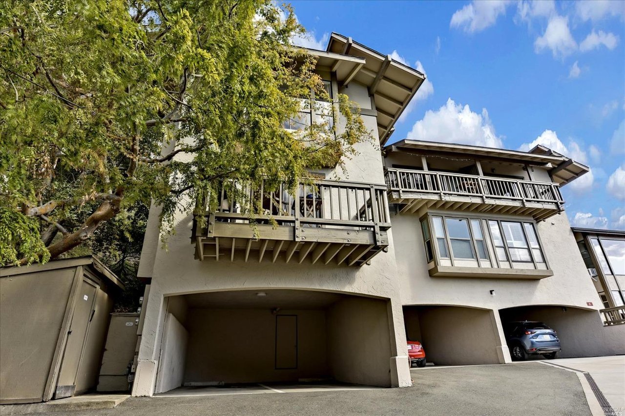 64 Marinero Cir