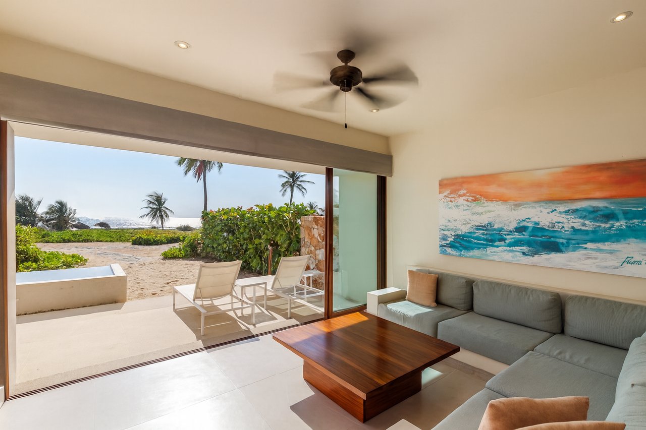 Marea Beachfront Villa I55