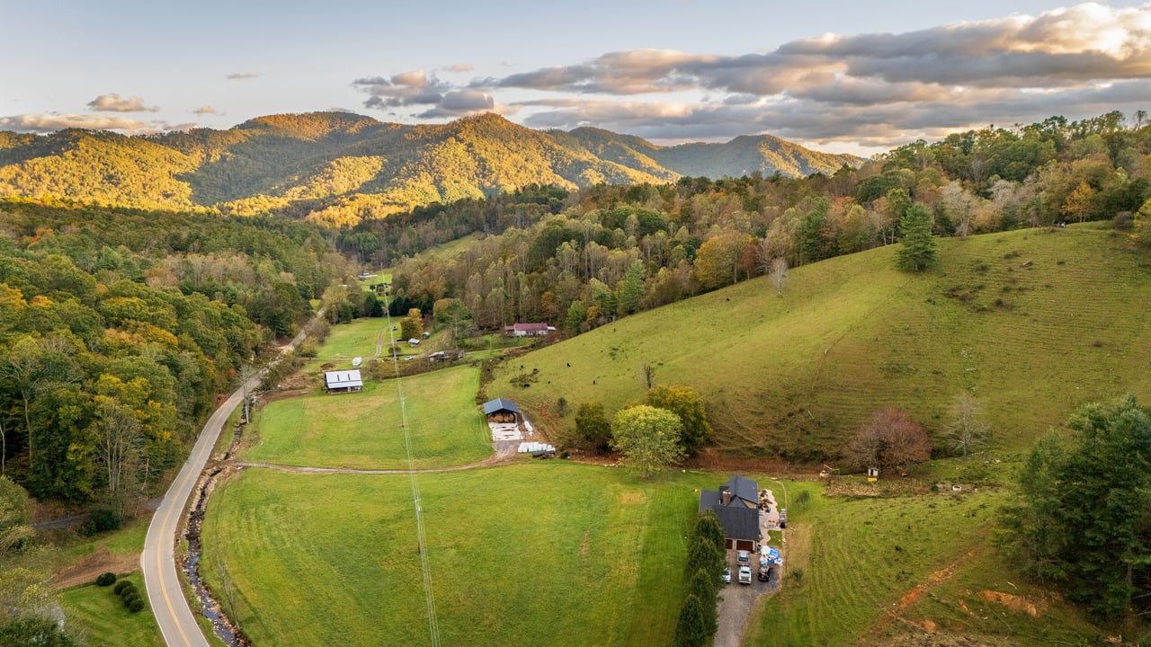Your Dream Mountain Retreat Starts With the Right Financing