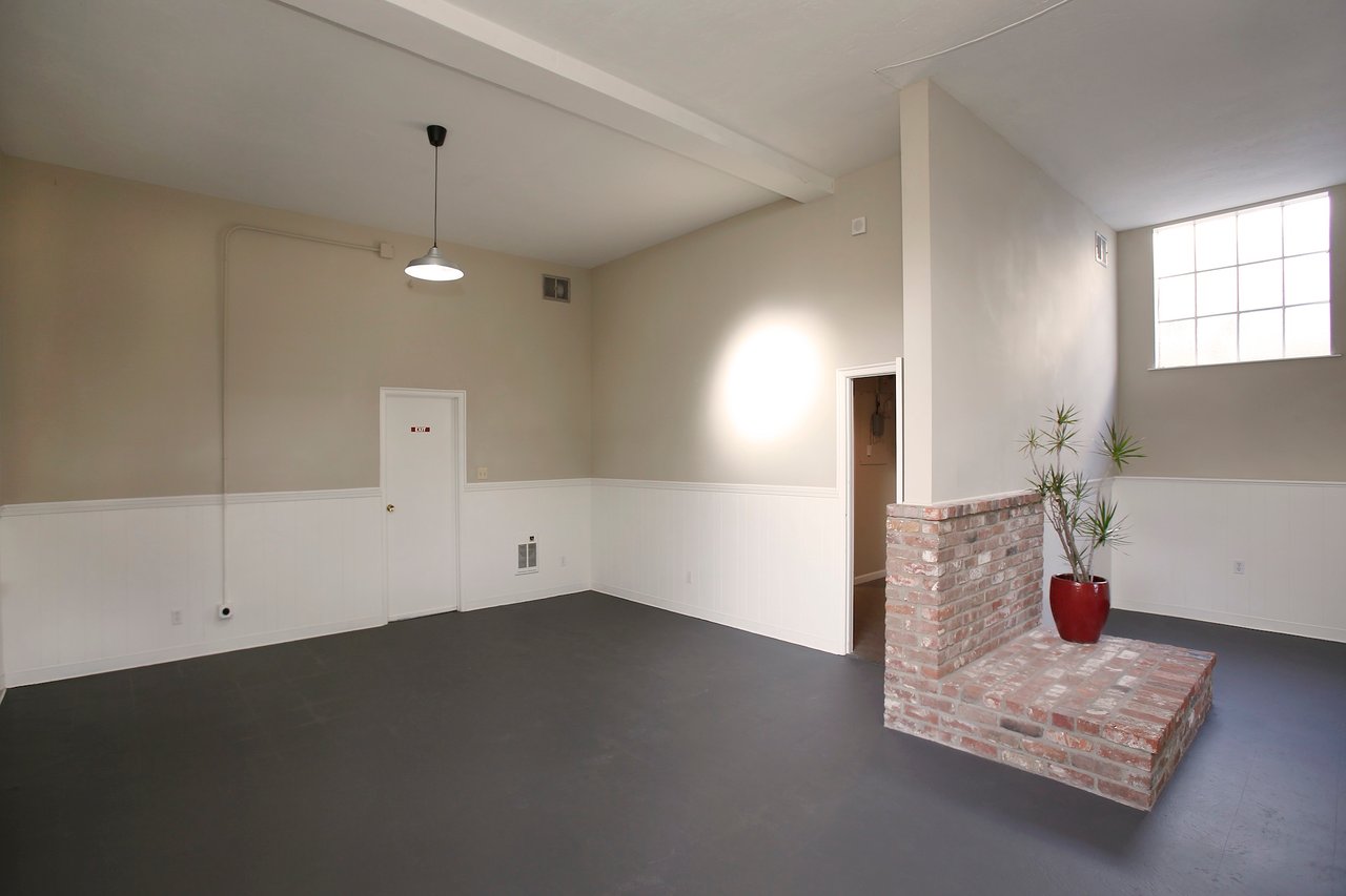 2944-2946 MacArthur Boulevard