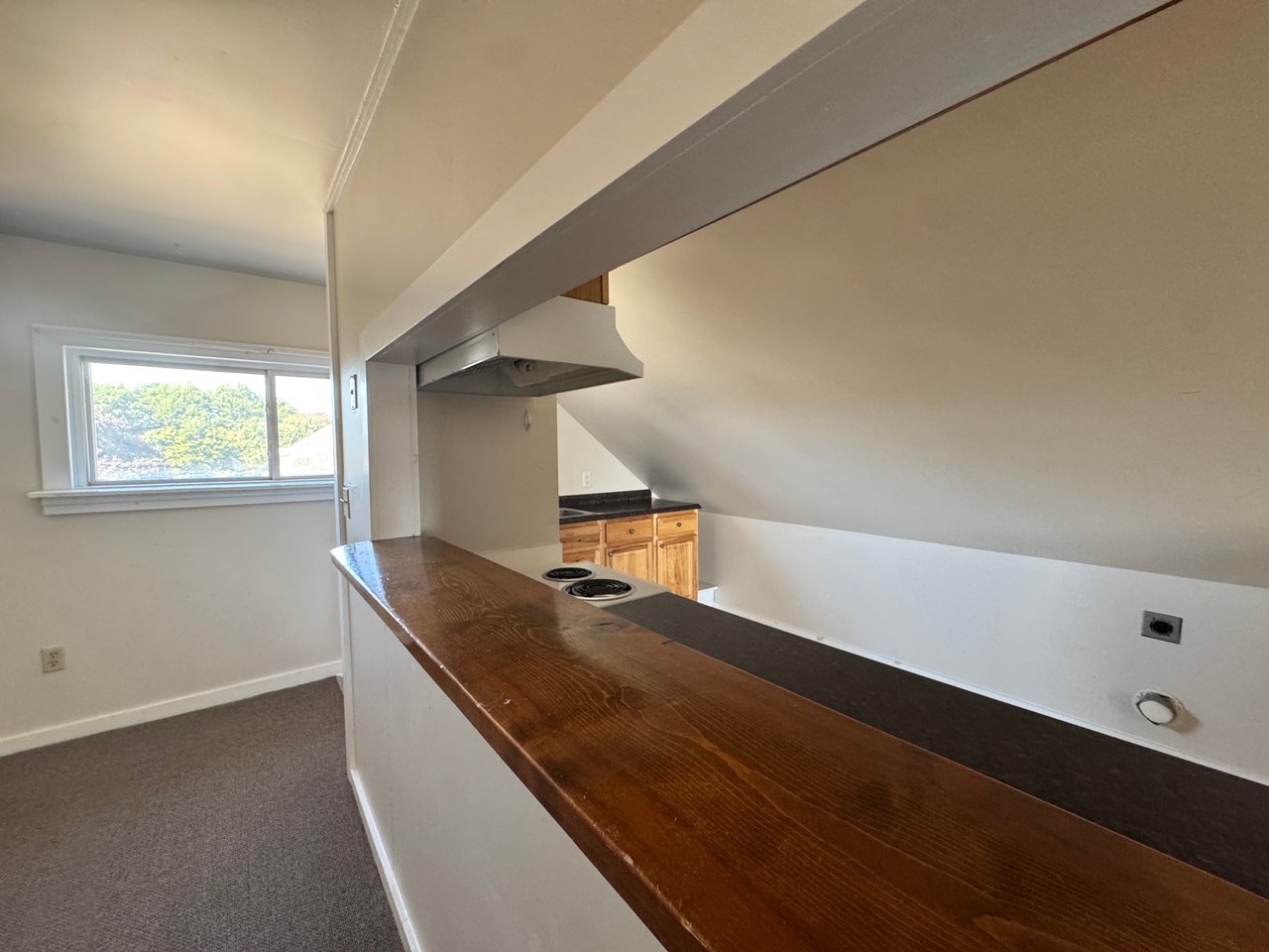 15 Pleasant St #6 Rockland