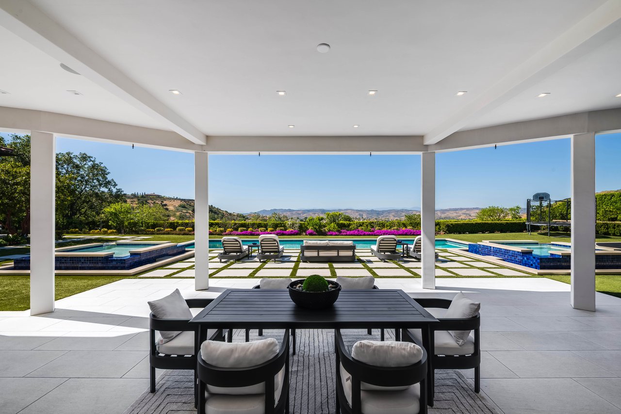 25201 Prado Del Misterio