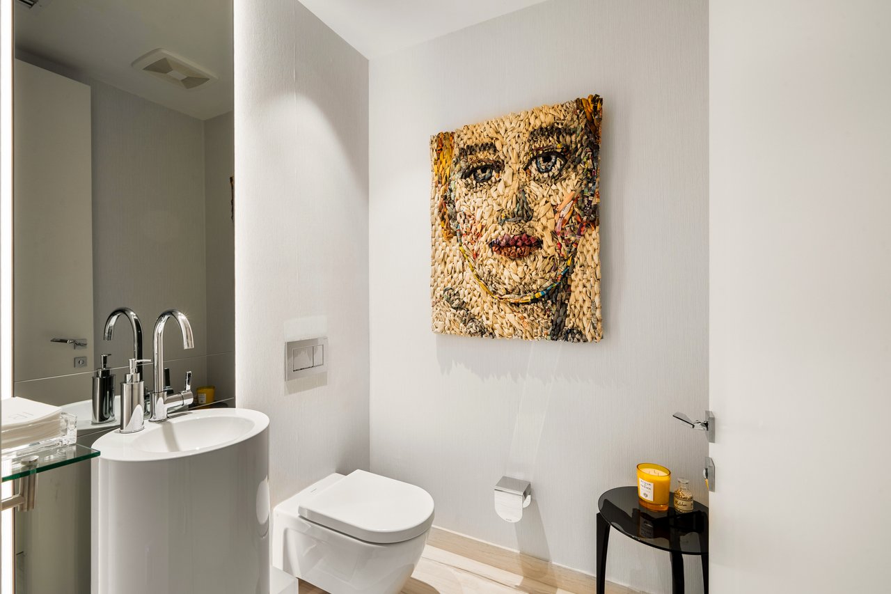 One Thousand Museum Signature Residence