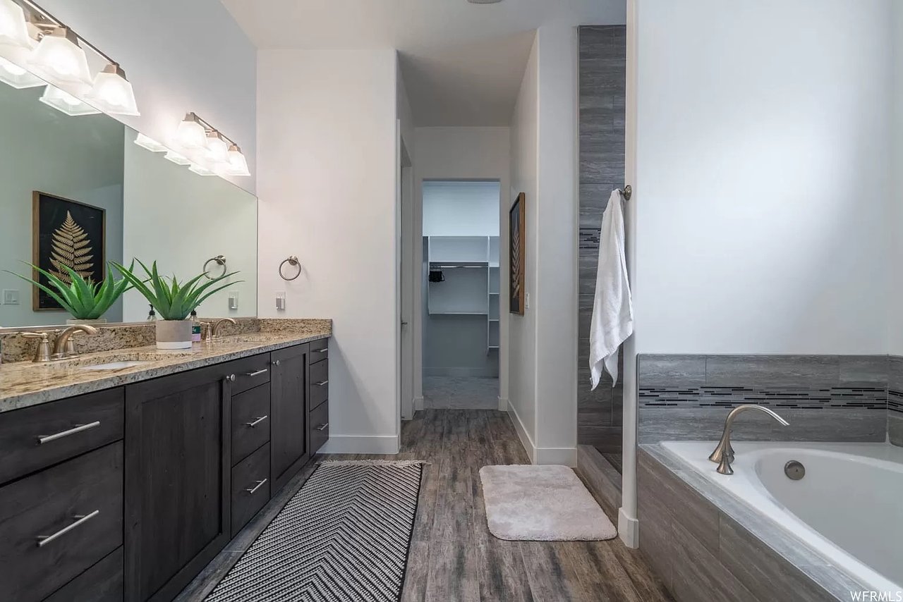 HIDEAWAY RETREAT