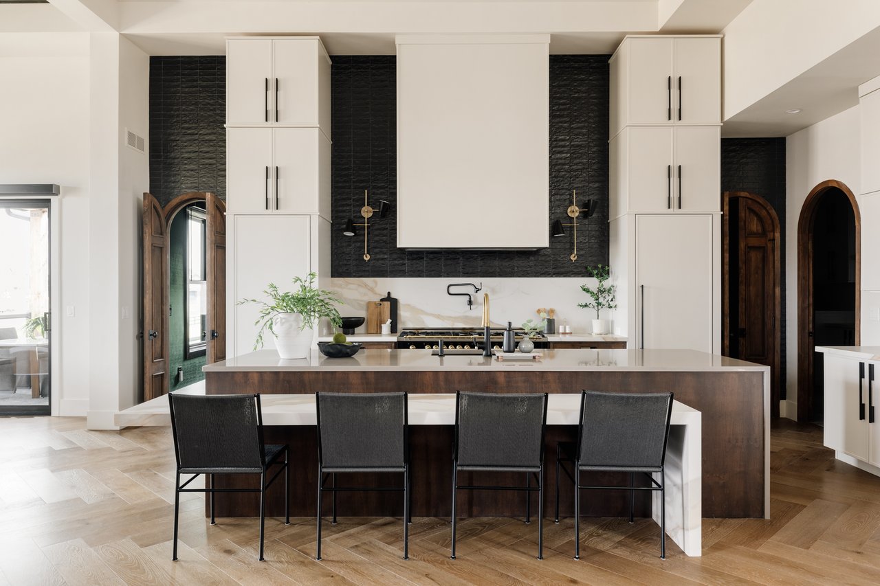 A Modern Mountain Masterpiece in Heron Lakes | 2531 Southwind Rd. Berthoud, CO