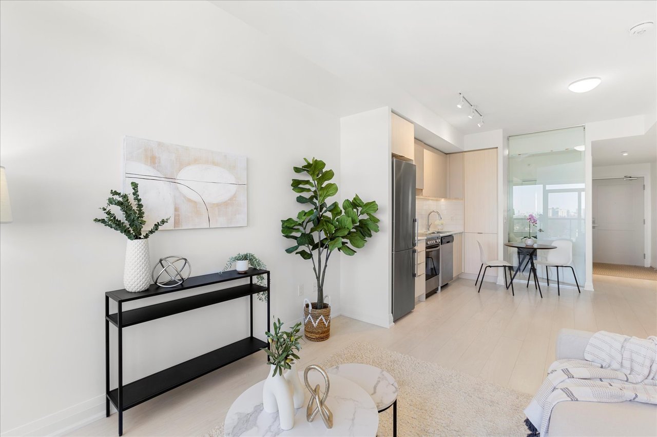 #1009-10 Gibbs Road 