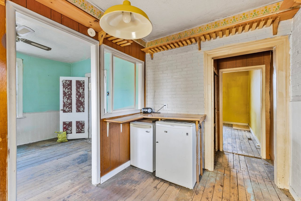 410 Eagle Street, Newmarket, ON L3Y 1K6