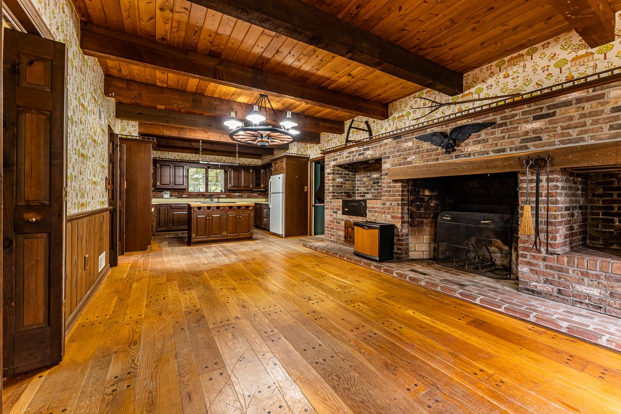 5641 Applebutter Hill Road