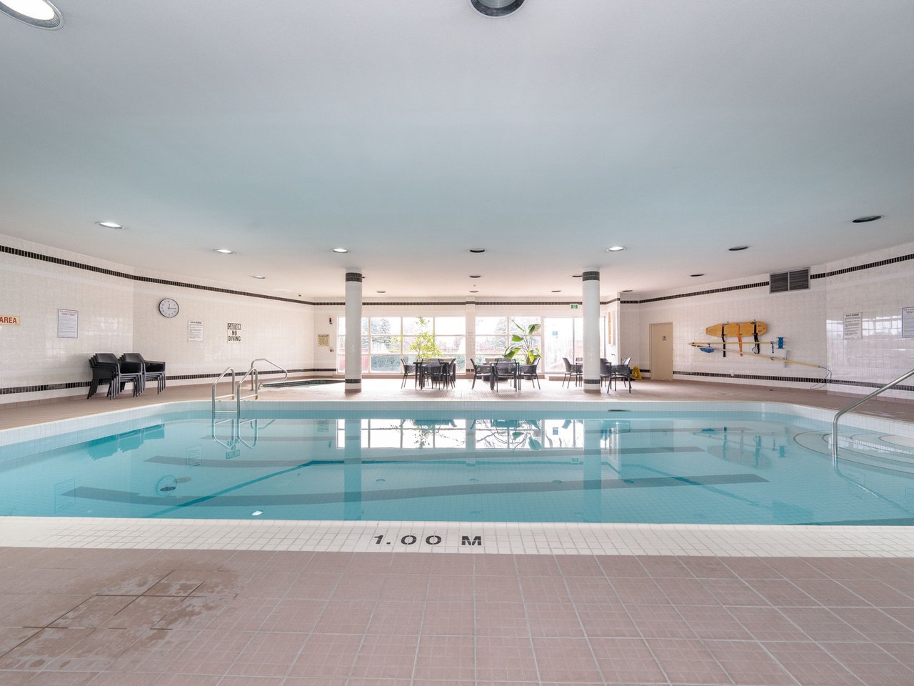 30 Harding Boulevard W, 404