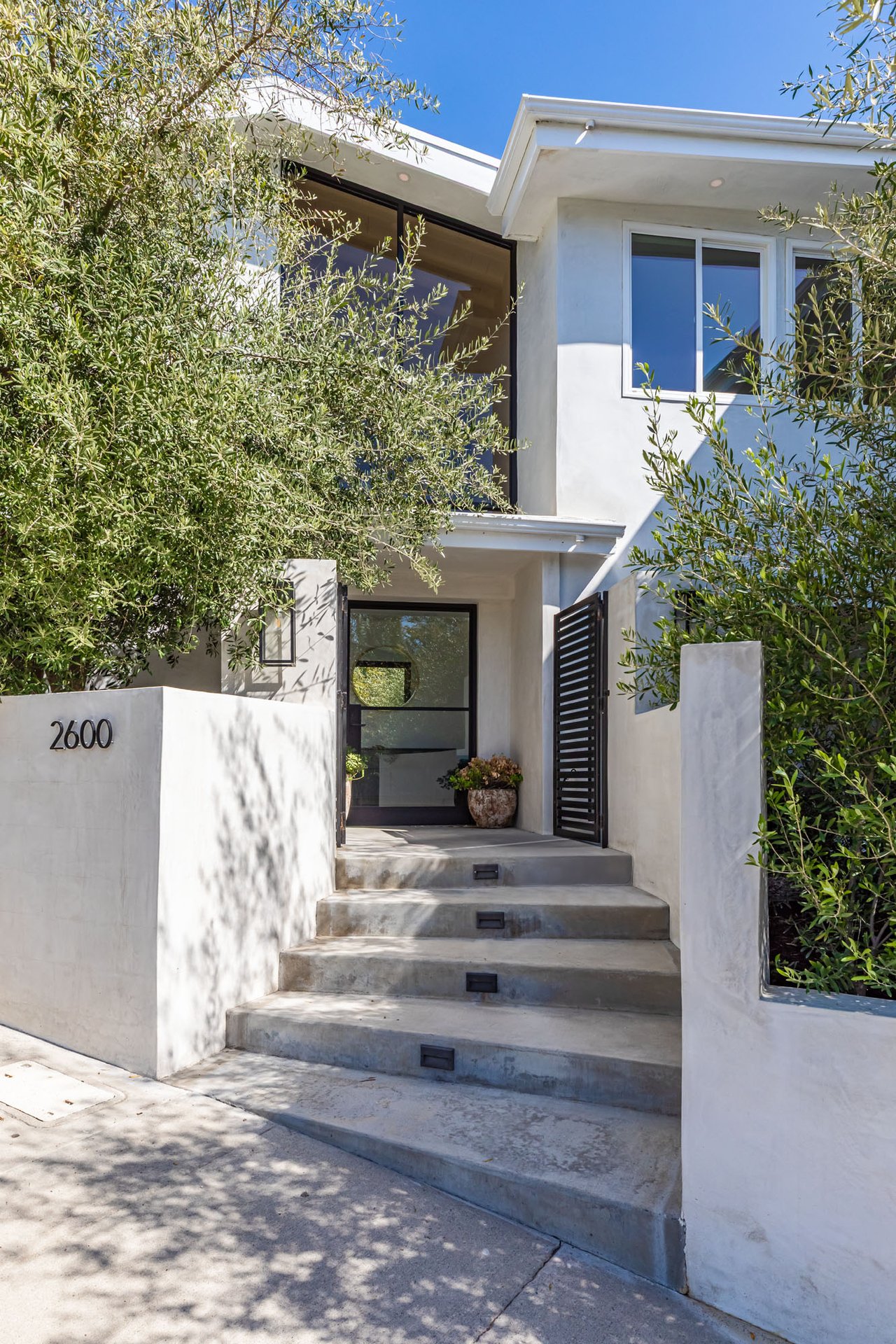 2600 Zorada Drive