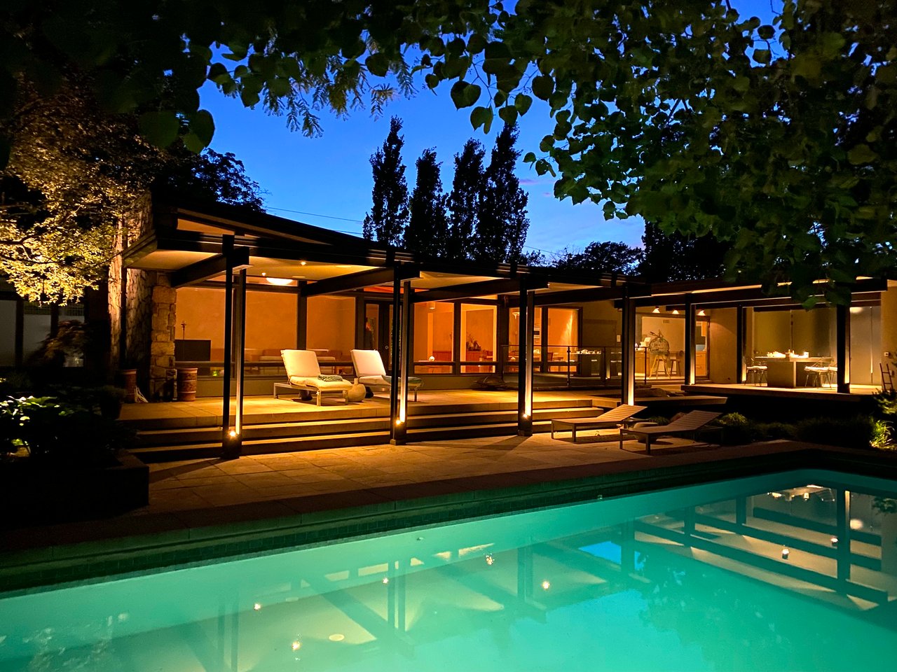 Inspiring MCM Residence