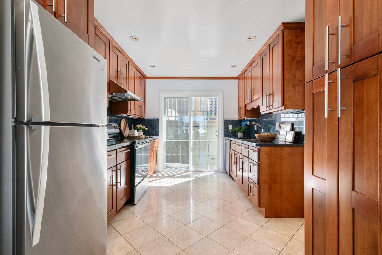 135 Karen Ct