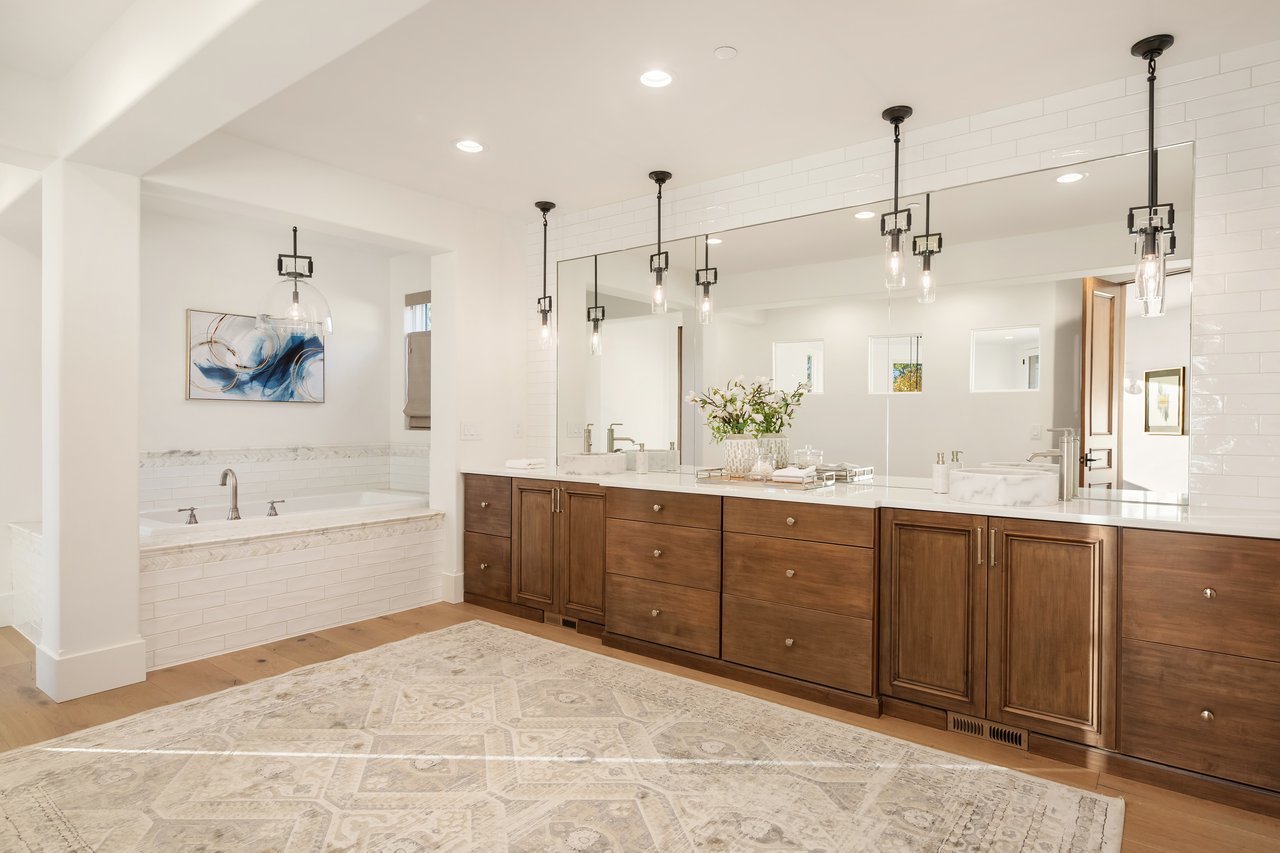 9228 112th Avenue NE