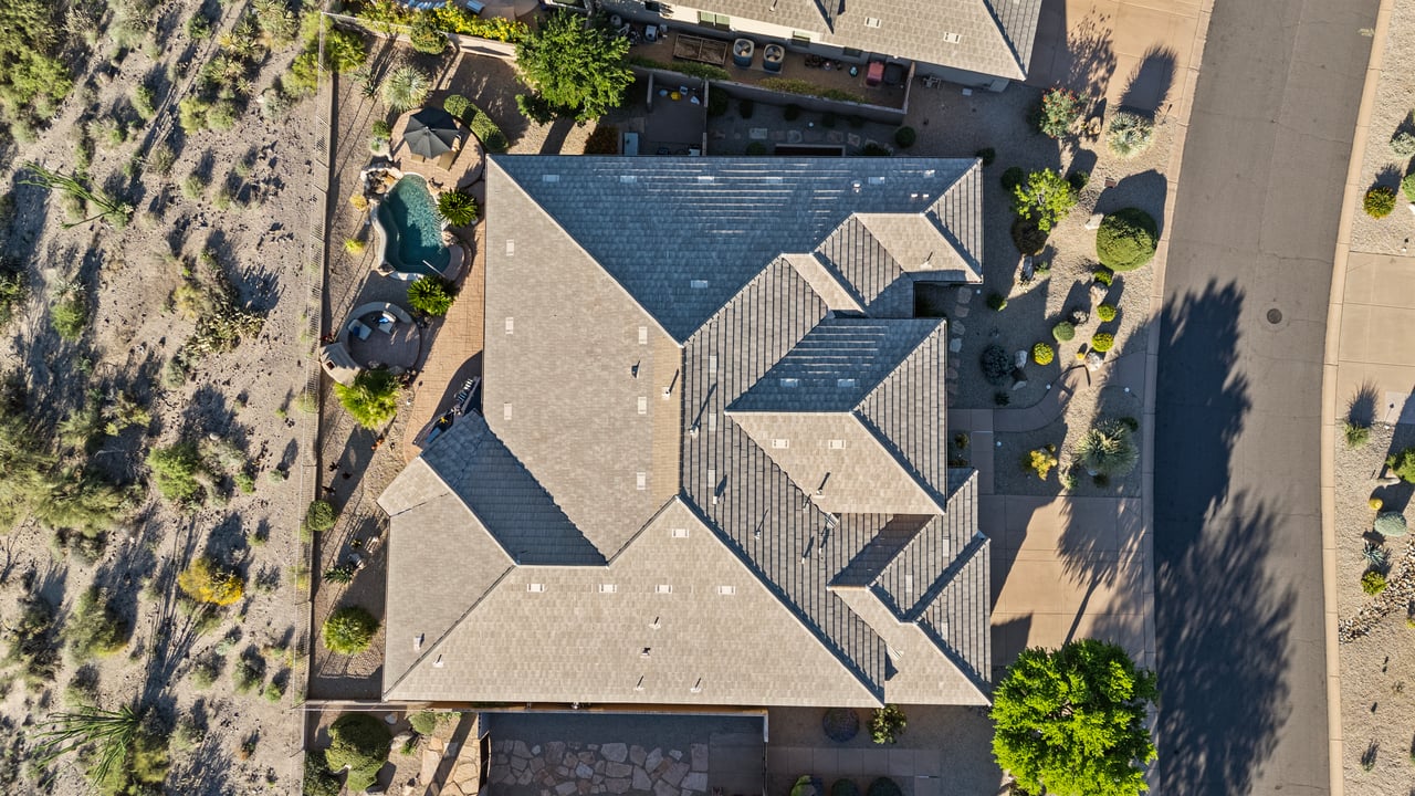 9812 E ROADRUNNER Drive