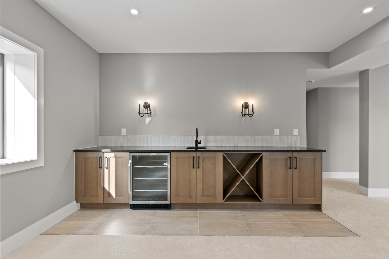 265 Rowmont Drive NW