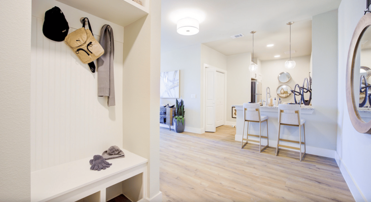 Up to 8 weeks free + $1000 gift card!