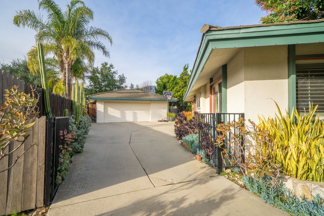 257 W Sonora Place