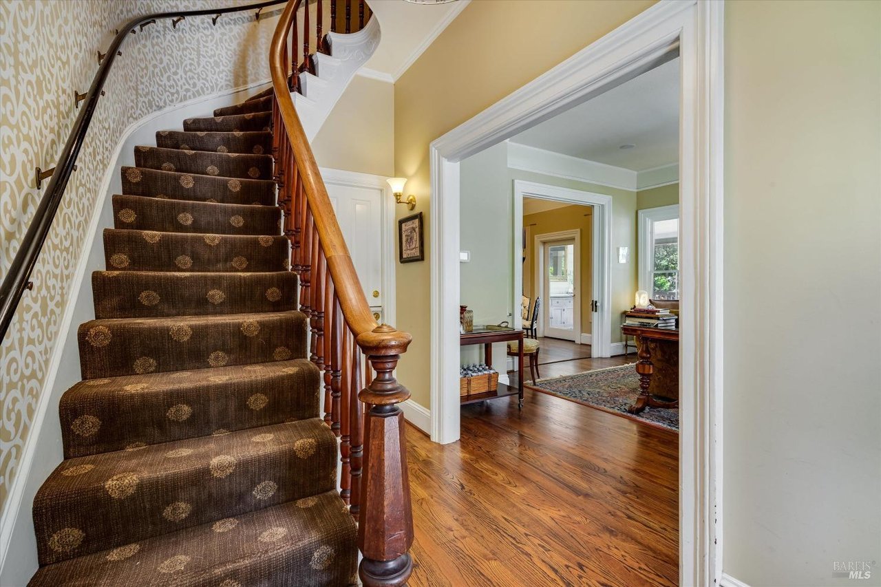 1139 Lincoln Ave, Calistoga