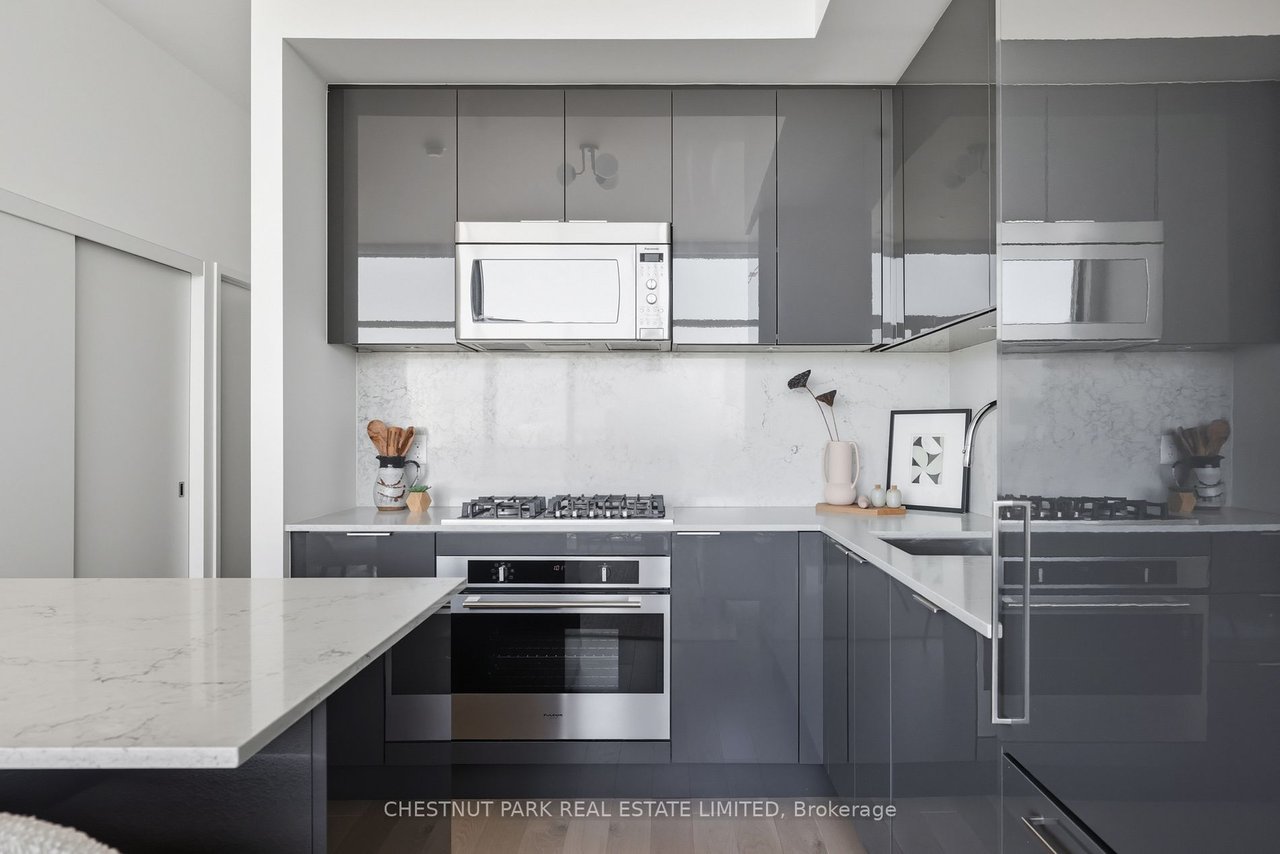 PRESTIGEOUS PENTHOUSE AT 20 LOMBARD