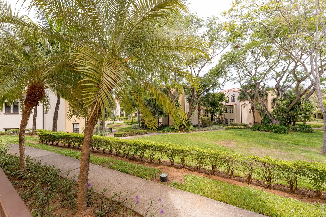 Pacifico L914, 2-Bed Condo, Playas del Coco