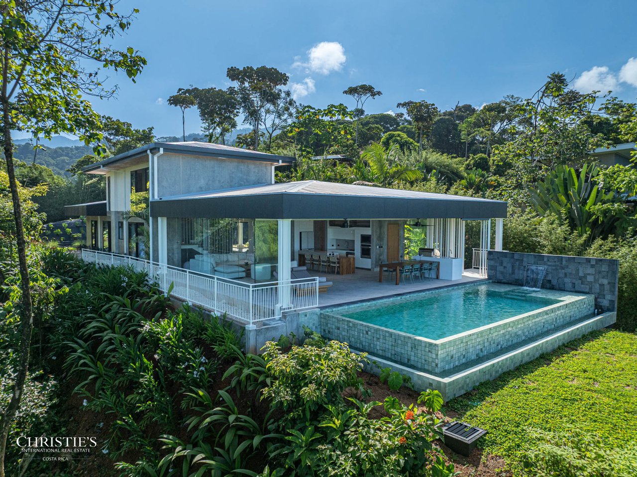 Brand New Contemporary Tropical Villa Overlooking the Iconic Whale’s Tail 