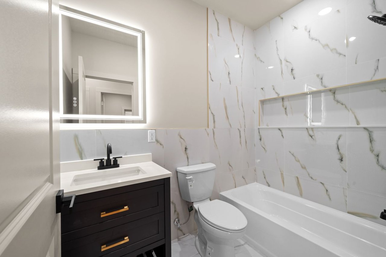 279 Pearsall Ave, Unit 1