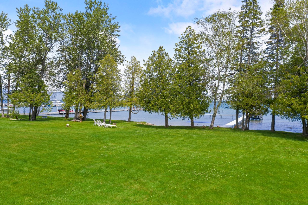 M-66 N, Lake Charlevoix