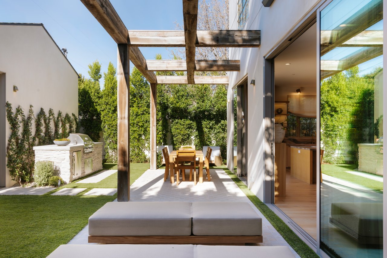 4209 Vantage Ave, Studio City