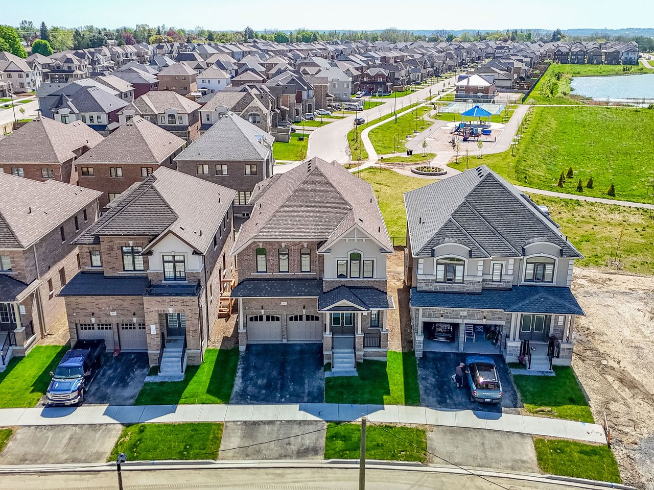 43 Donald Ingram Crescent