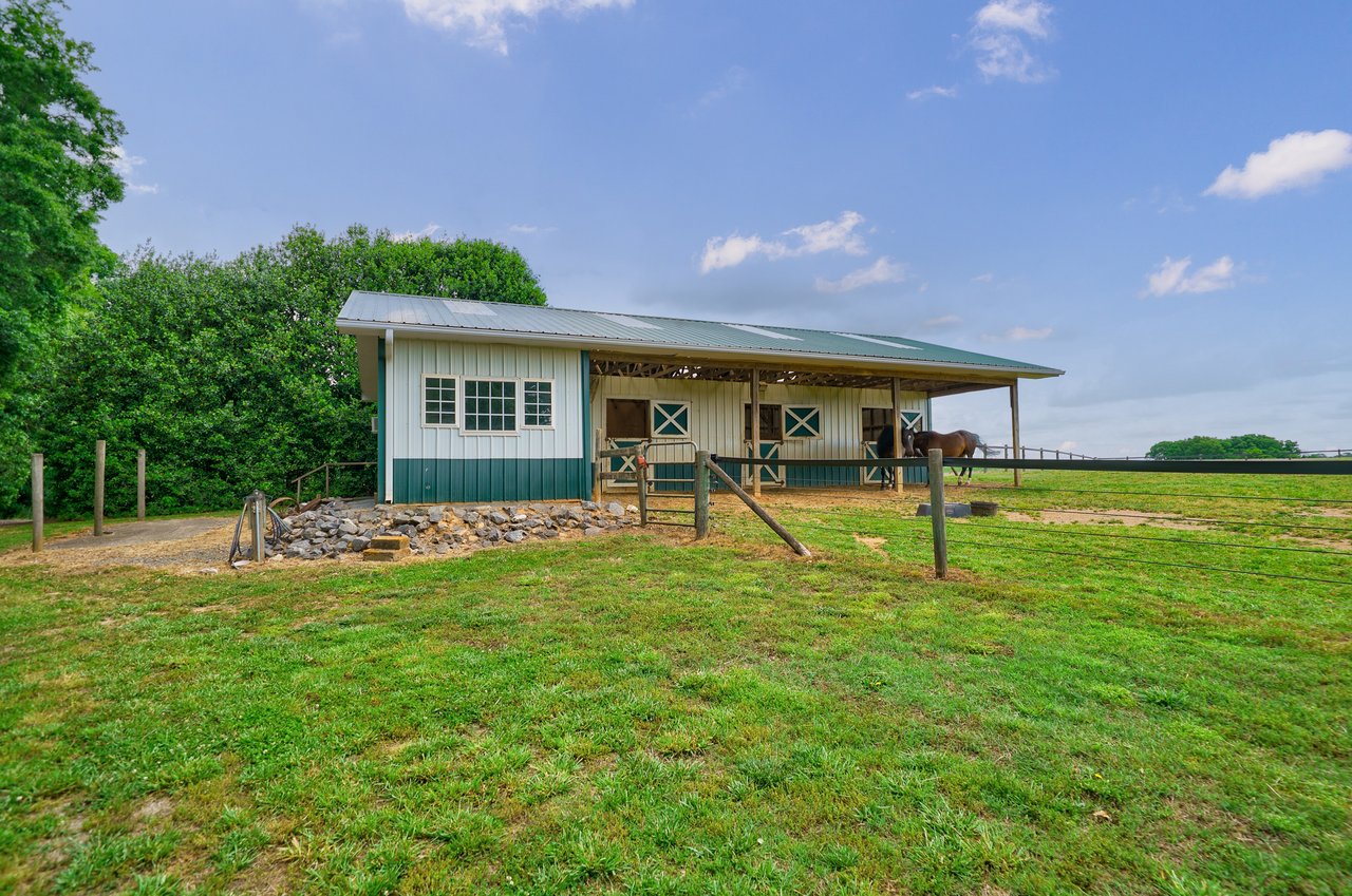 Leaning Oak Farm