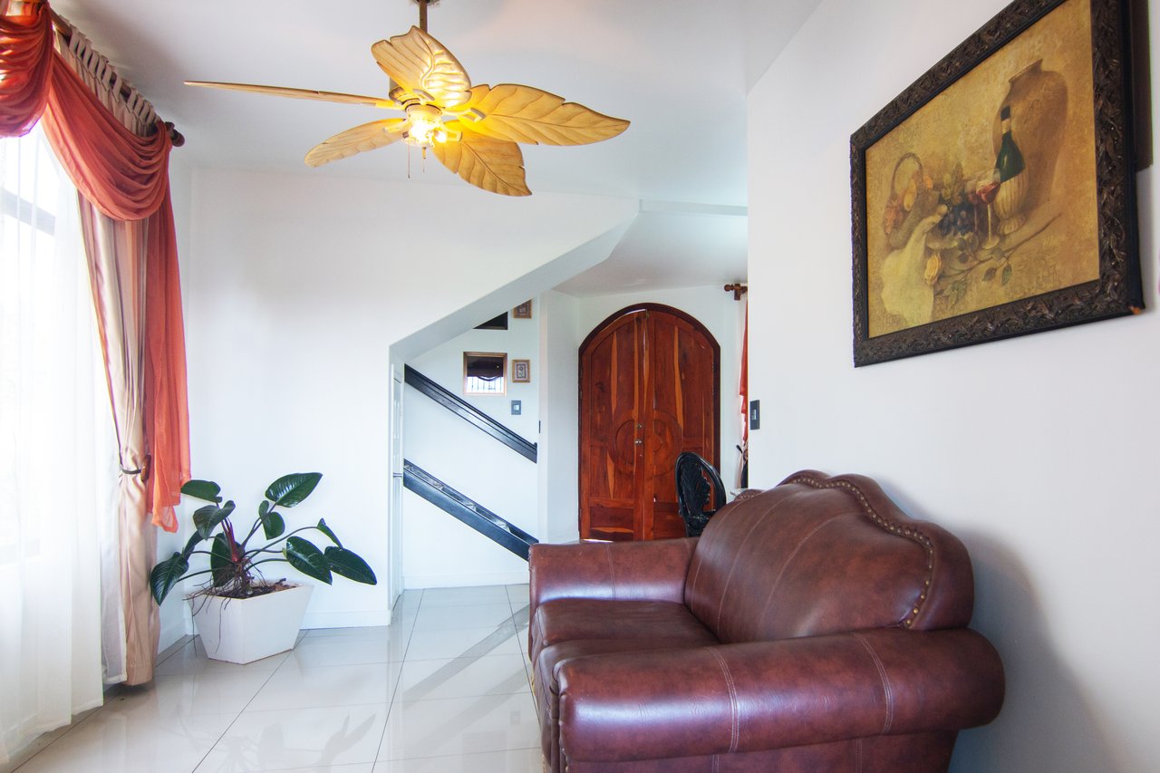 Two-Story Home with Mountain Views, Pizza Oven & 5 Beds | 3 Baths