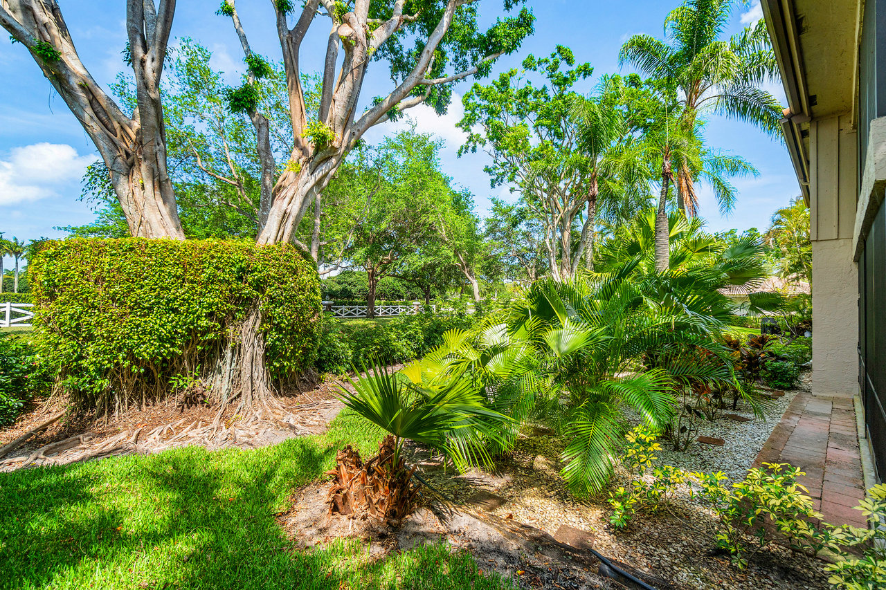 16844 ISLE OF PALMS DR A