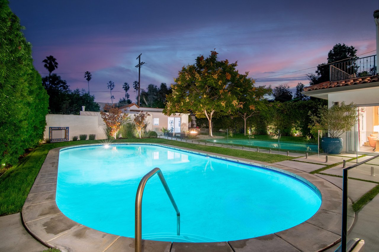501 N Cahuenga Blvd.