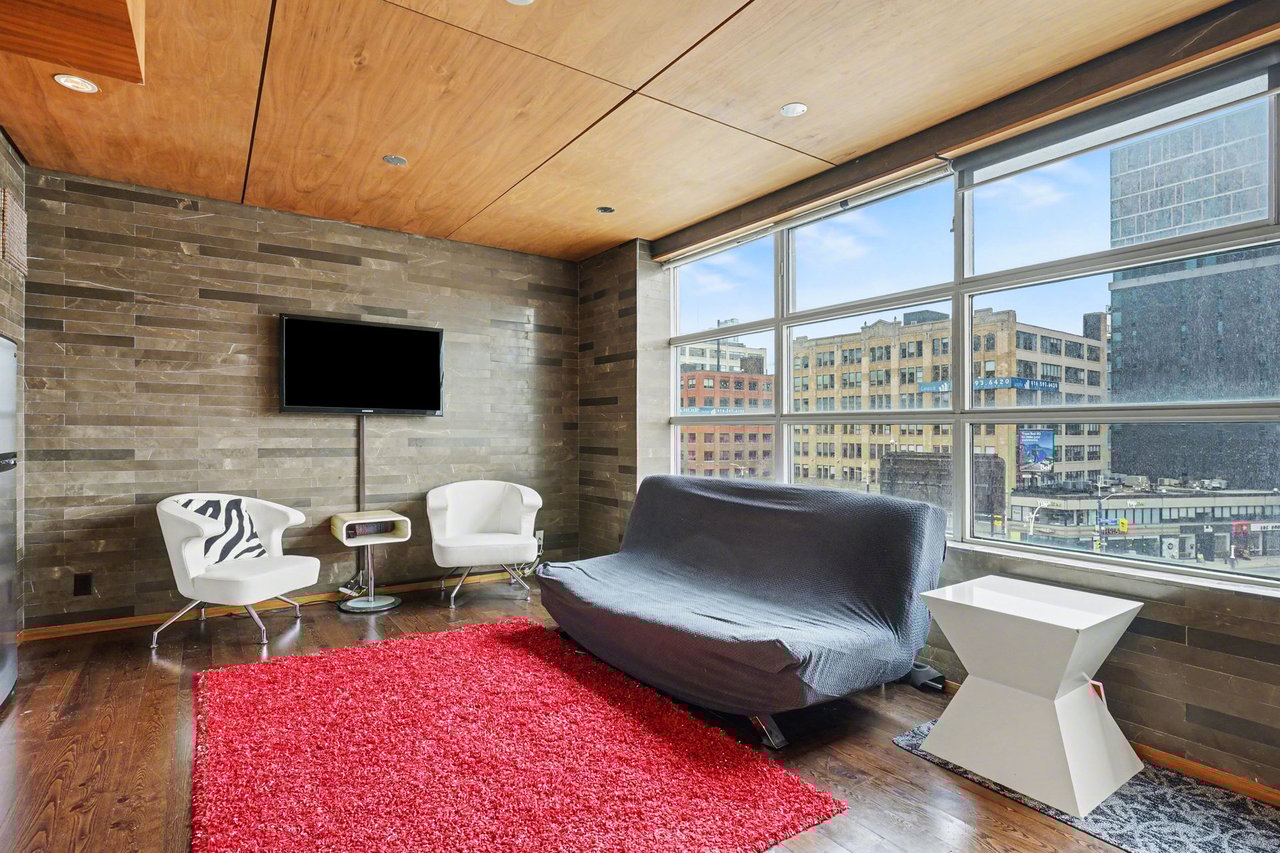 388 Richmond Street West, Suite 519